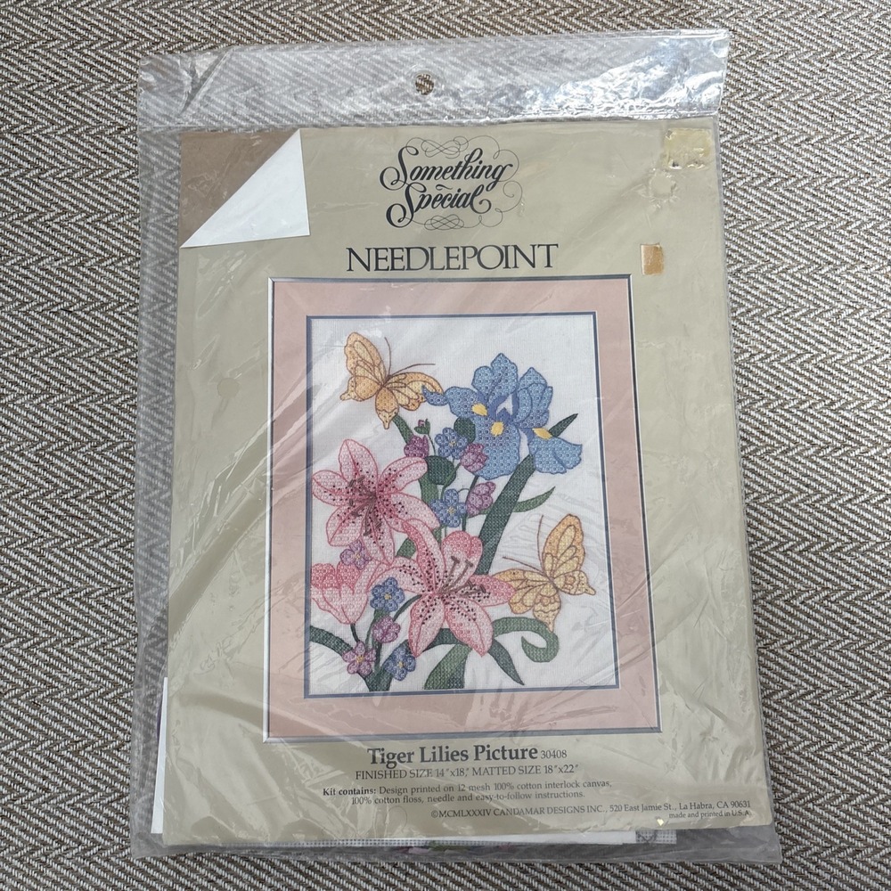 Something Special DECO TIGER LILIES Colored Needlepoint Stitch Kit 30408